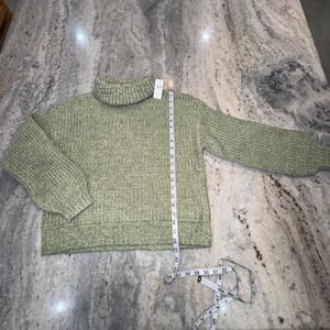 NWT Old Navy Small Turtleneck Knit Sweater Green Olive Puffy Sleeves Cropped